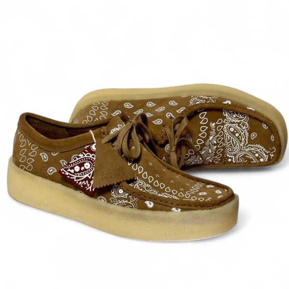 NWT Clarks Men’s Dark Olive Print Wallabee Cup Size US 10 Men’s - Picture 1 of 7